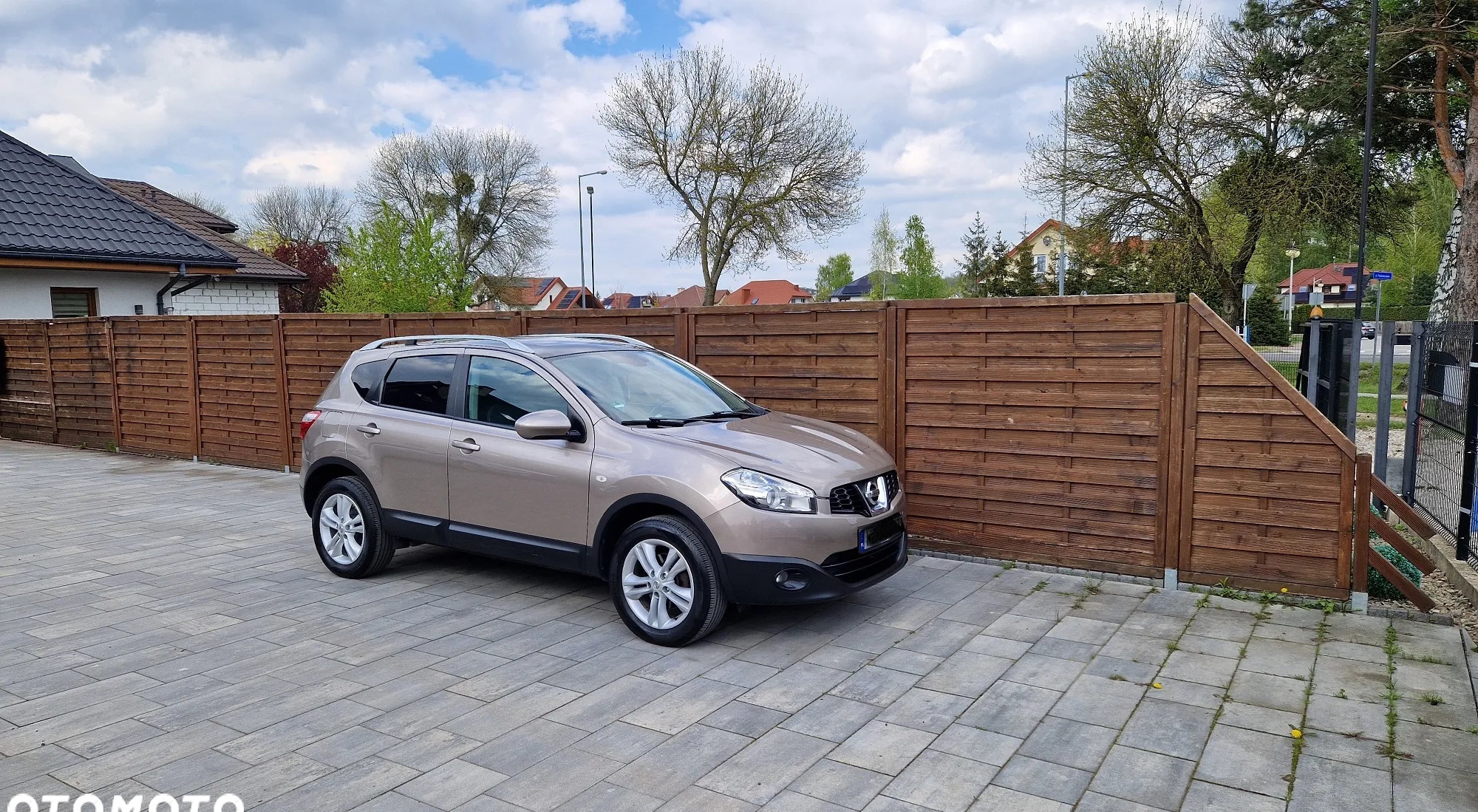 Nissan Qashqai cena 33900 przebieg: 188000, rok produkcji 2011 z Żmigród małe 497